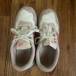 New Balance 237 Sneakers